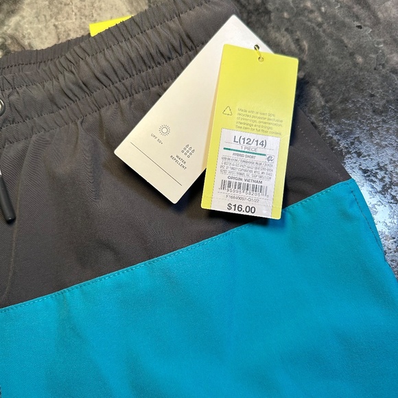 NWT Boy Swim Trunk All in Motion size large 12/14 (k221) - Picture 4 of 5